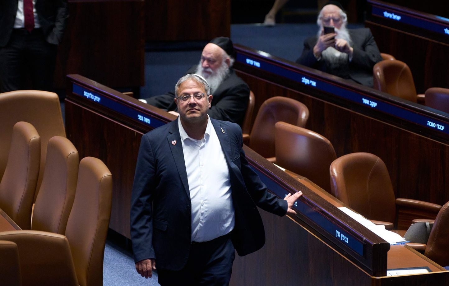 El ministro israelí Ben Gvir expulsado del territorio francés tras el vídeo de la “flotilla de Gaza” arrodillada El ministro israelí Ben Gvir expulsado del territorio francés tras el vídeo de la “flotilla de Gaza” arrodillada